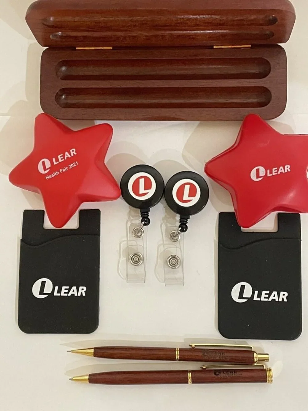 Pen & Pencil Gift Set Rosewood Lear Corp 1998 & Lear Corp Stress Stars Needs Ink